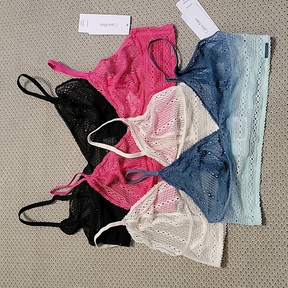 COPY - NWT Calvin Klein Lace Triangle Longline Bralettes- Size:L-Ivory